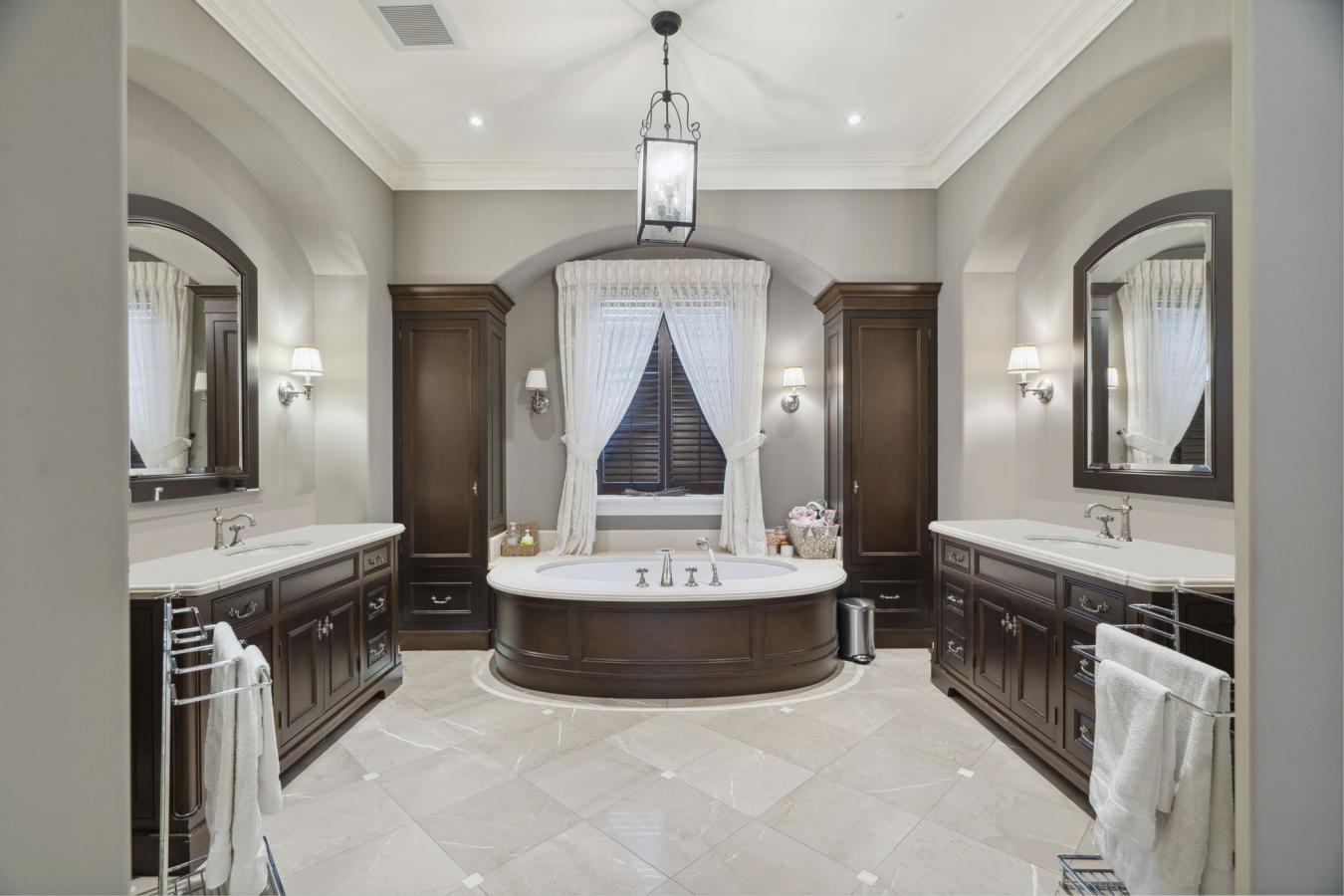Vaughan, ON, L4J 2A1, Canada, ,10 BathroomsBathrooms,Residential,For Sale,1919031