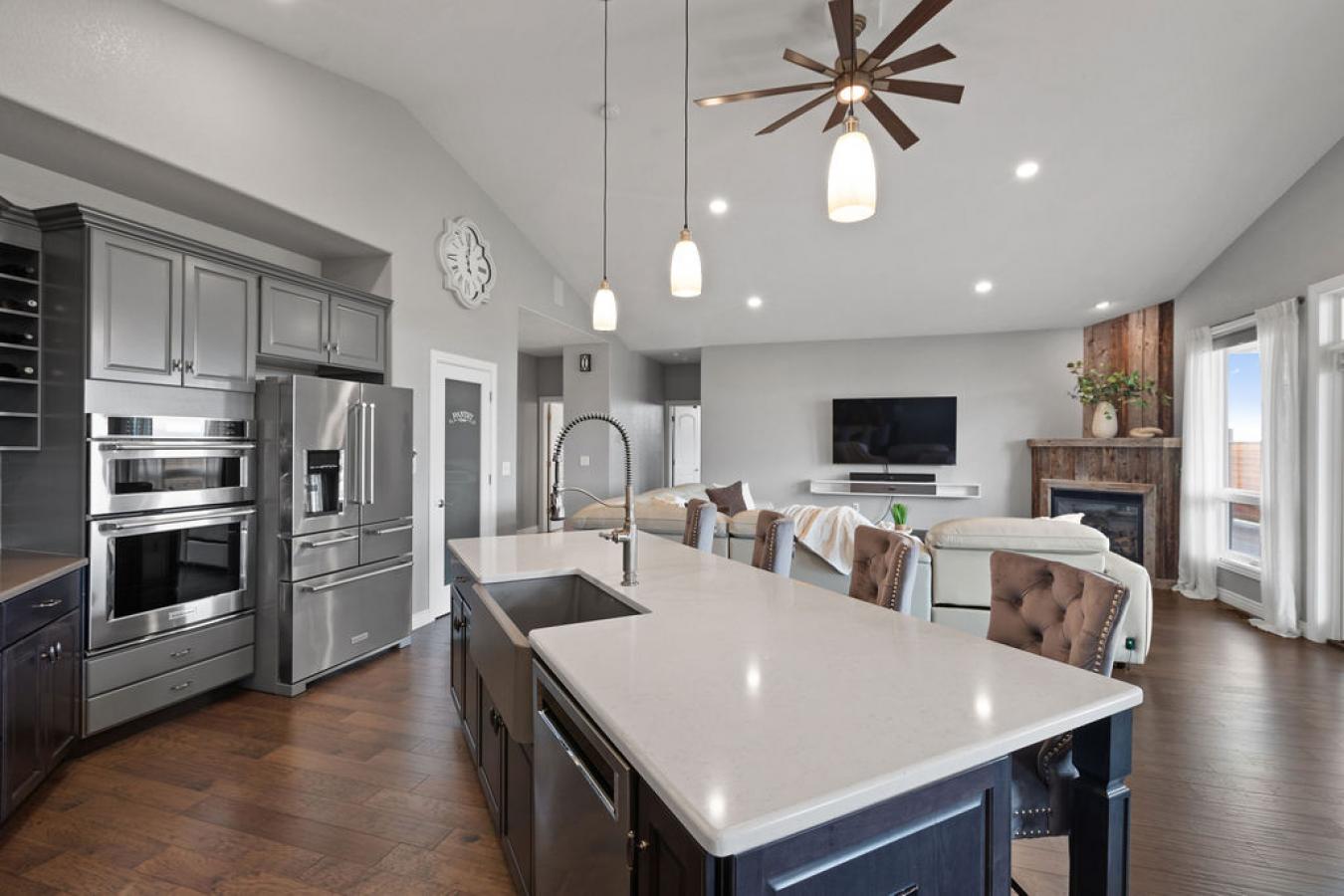 Wellington, Colorado, 80549, United States, 4 Bedrooms Bedrooms, ,3 BathroomsBathrooms,Residential,For Sale,1919029