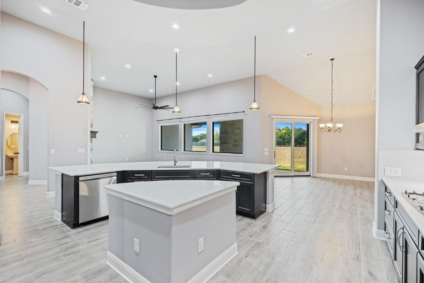 Georgetown, Williamson, 78628, United States, 7 Bedrooms Bedrooms, ,6 BathroomsBathrooms,Residential,For Sale,1919028