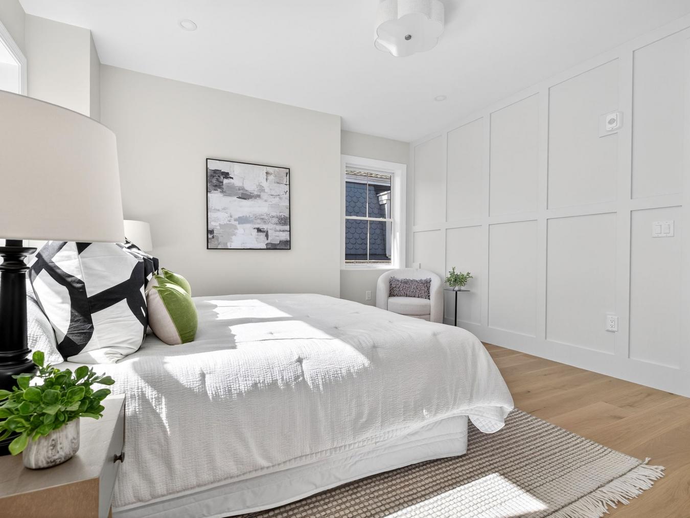 Somerville, Massachusetts, 02143, United States, 2 Bedrooms Bedrooms, ,2 BathroomsBathrooms,Residential,For Sale,1919327