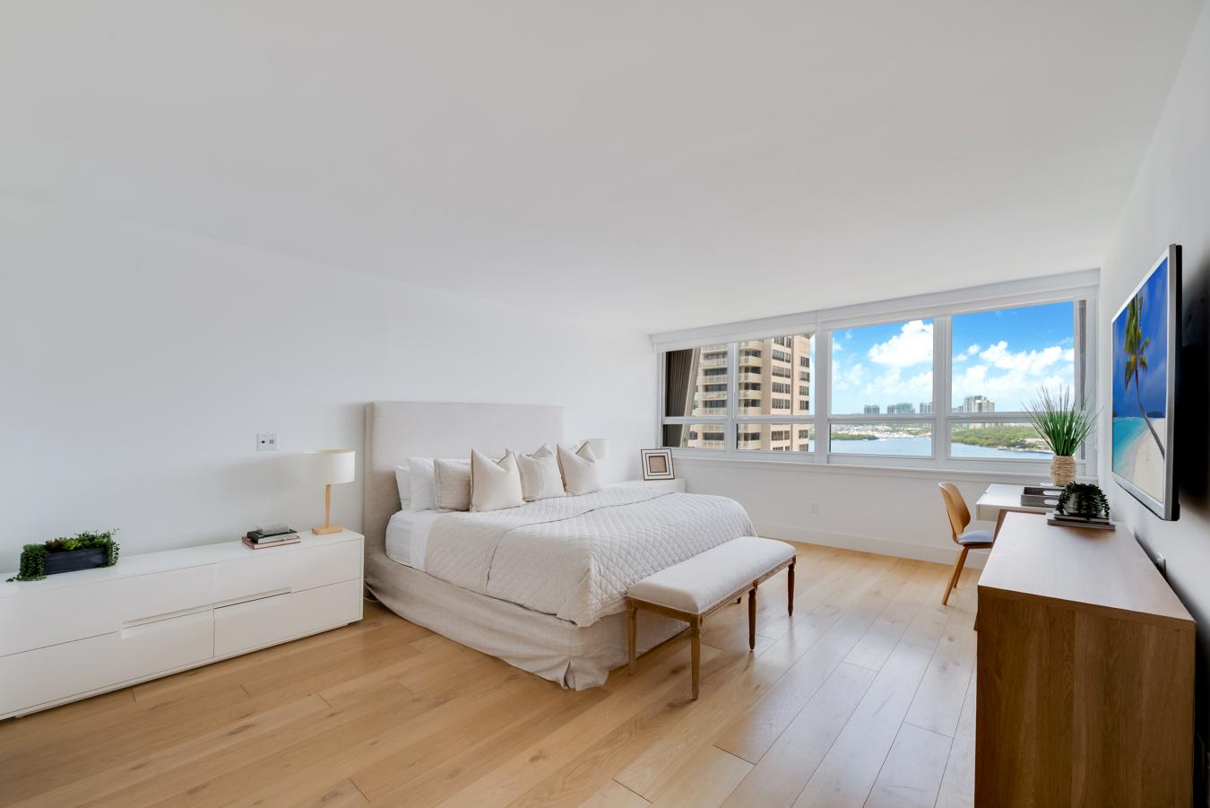 Coconut Grove, Miami-Dade County, 33133, United States, 2 Bedrooms Bedrooms, ,2 BathroomsBathrooms,Residential,For Sale,1919025