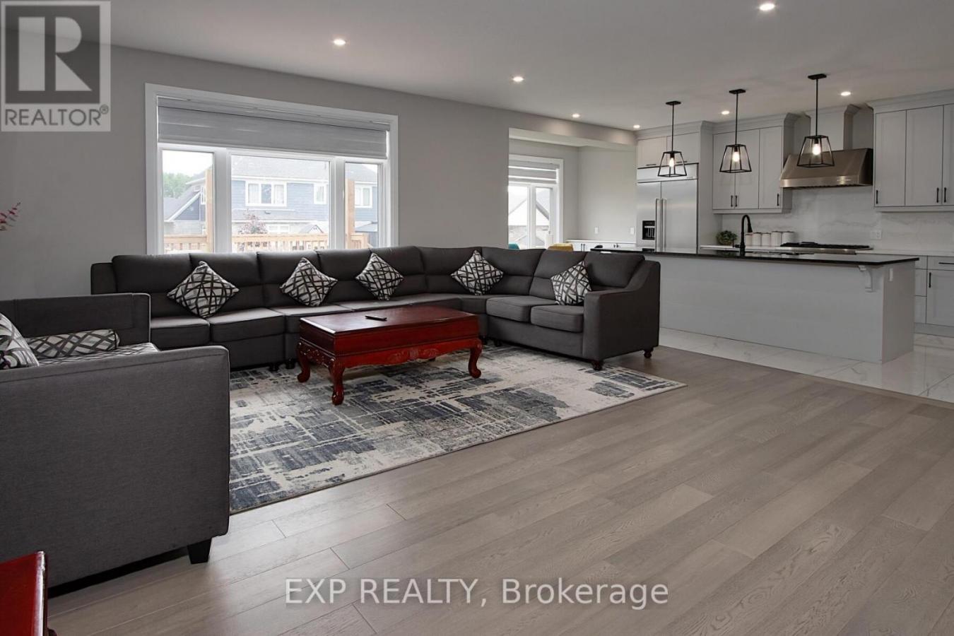 Thames Centre, ON, N0L1G2, Canada, 4 Bedrooms Bedrooms, ,4 BathroomsBathrooms,Residential,For Sale,1919325