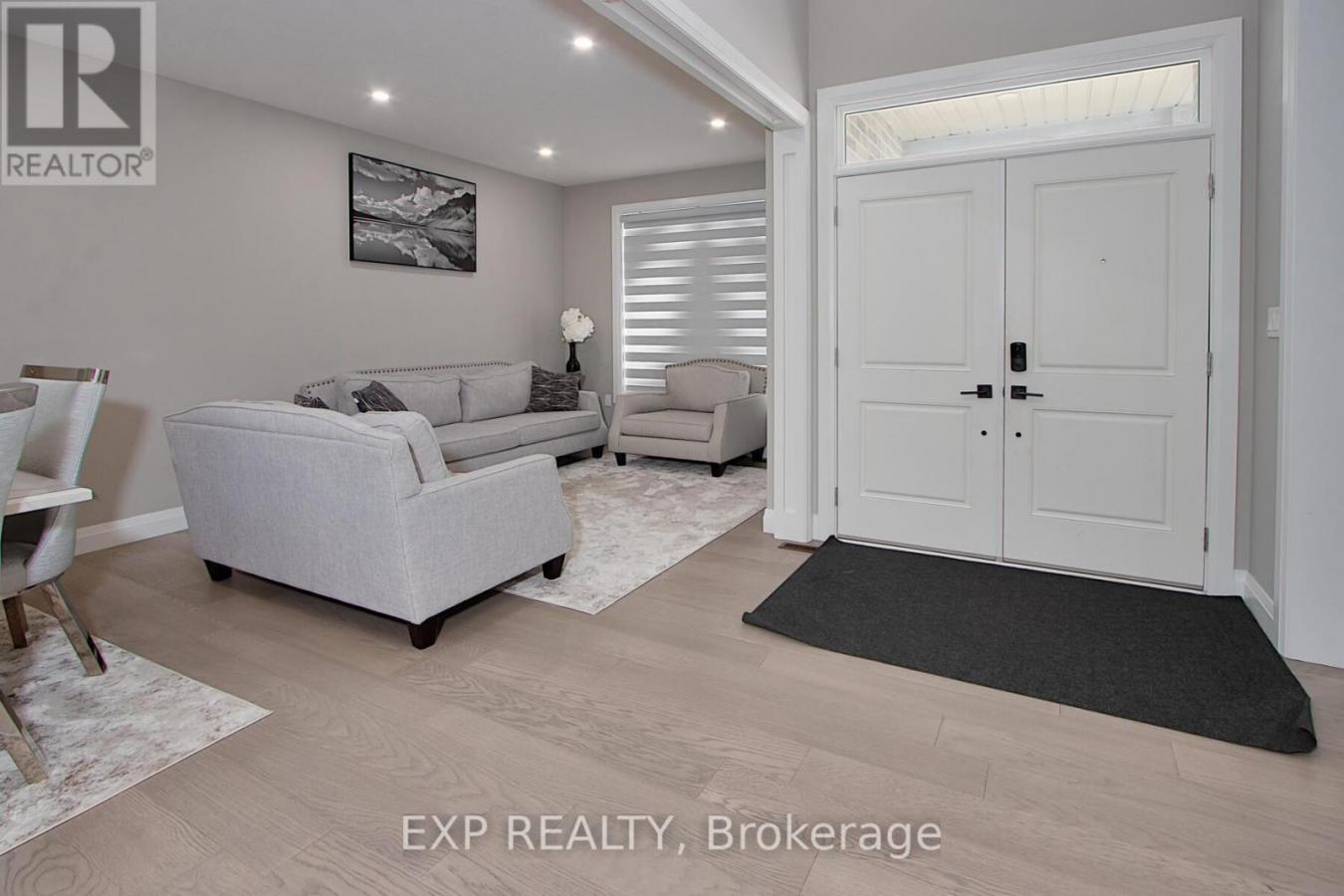 Thames Centre, ON, N0L1G2, Canada, 4 Bedrooms Bedrooms, ,4 BathroomsBathrooms,Residential,For Sale,1919325