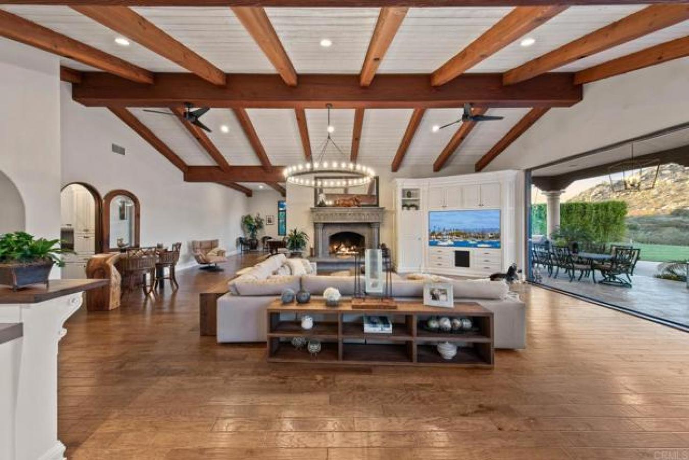 Poway, San Diego, 92064, United States, 6 Bedrooms Bedrooms, ,6 BathroomsBathrooms,Residential,For Sale,1919322