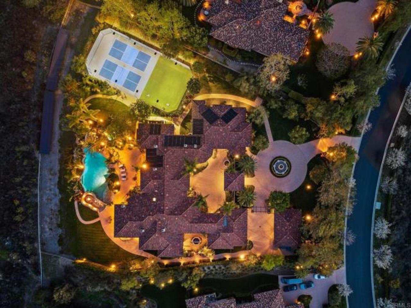 Poway, San Diego, 92064, United States, 6 Bedrooms Bedrooms, ,6 BathroomsBathrooms,Residential,For Sale,1919322