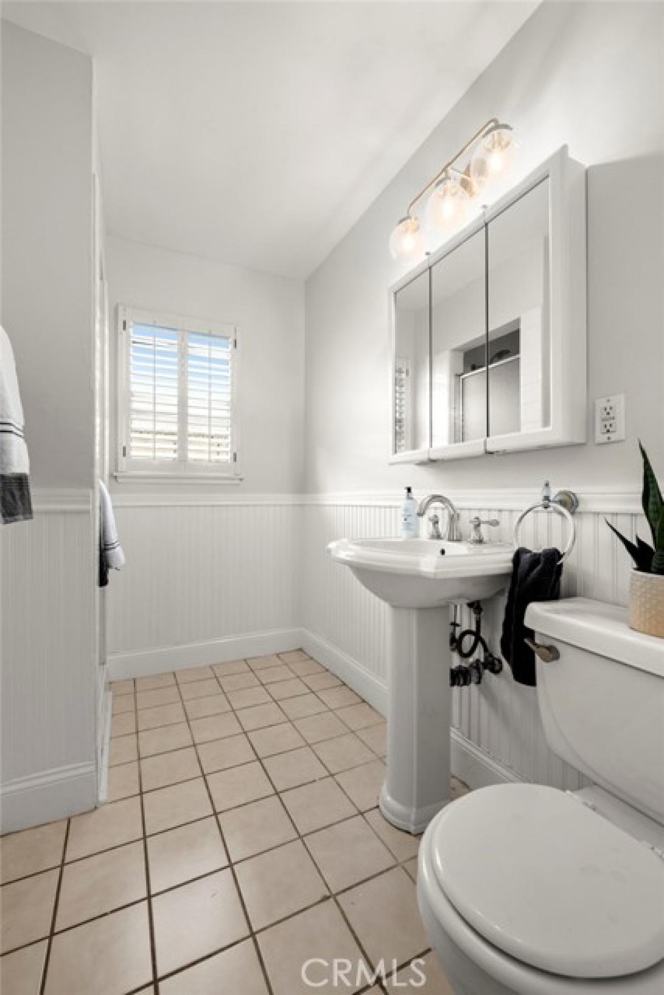 Long Beach, Los Angeles, 90815, United States, 4 Bedrooms Bedrooms, ,2 BathroomsBathrooms,Residential,For Sale,1919318