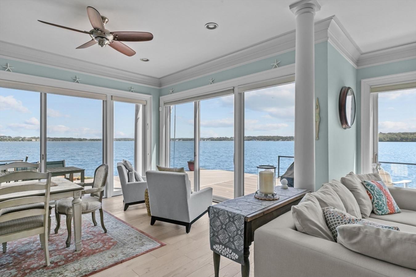 Fall River, Bristol, 02721, United States, 3 Bedrooms Bedrooms, ,2 BathroomsBathrooms,Residential,For Sale,1919317