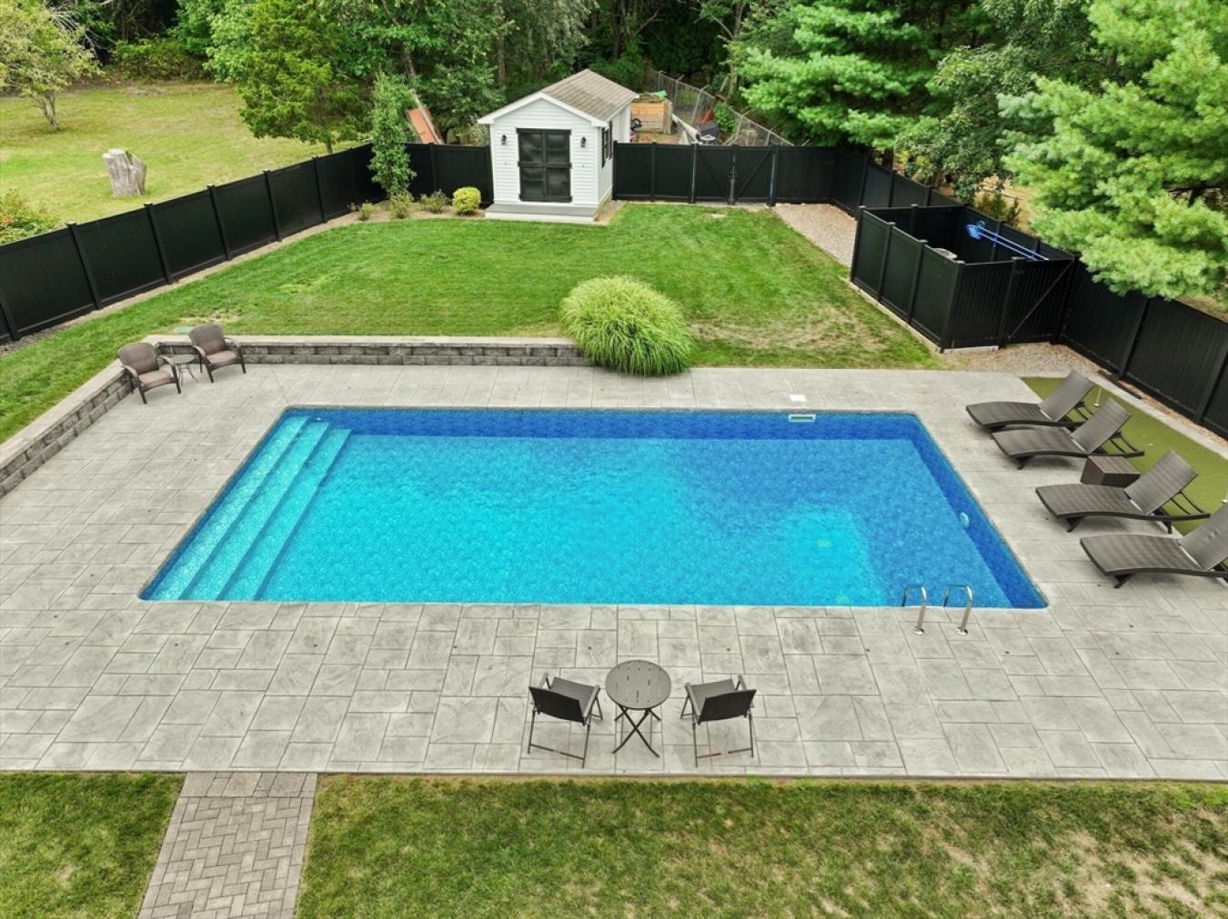 Middleboro, Plymouth, 02346, United States, 3 Bedrooms Bedrooms, ,2 BathroomsBathrooms,Residential,For Sale,1919316