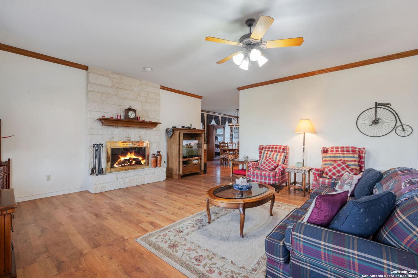 Boerne, Kendall, 78006, United States, 3 Bedrooms Bedrooms, ,2 BathroomsBathrooms,Residential,For Sale,1919315