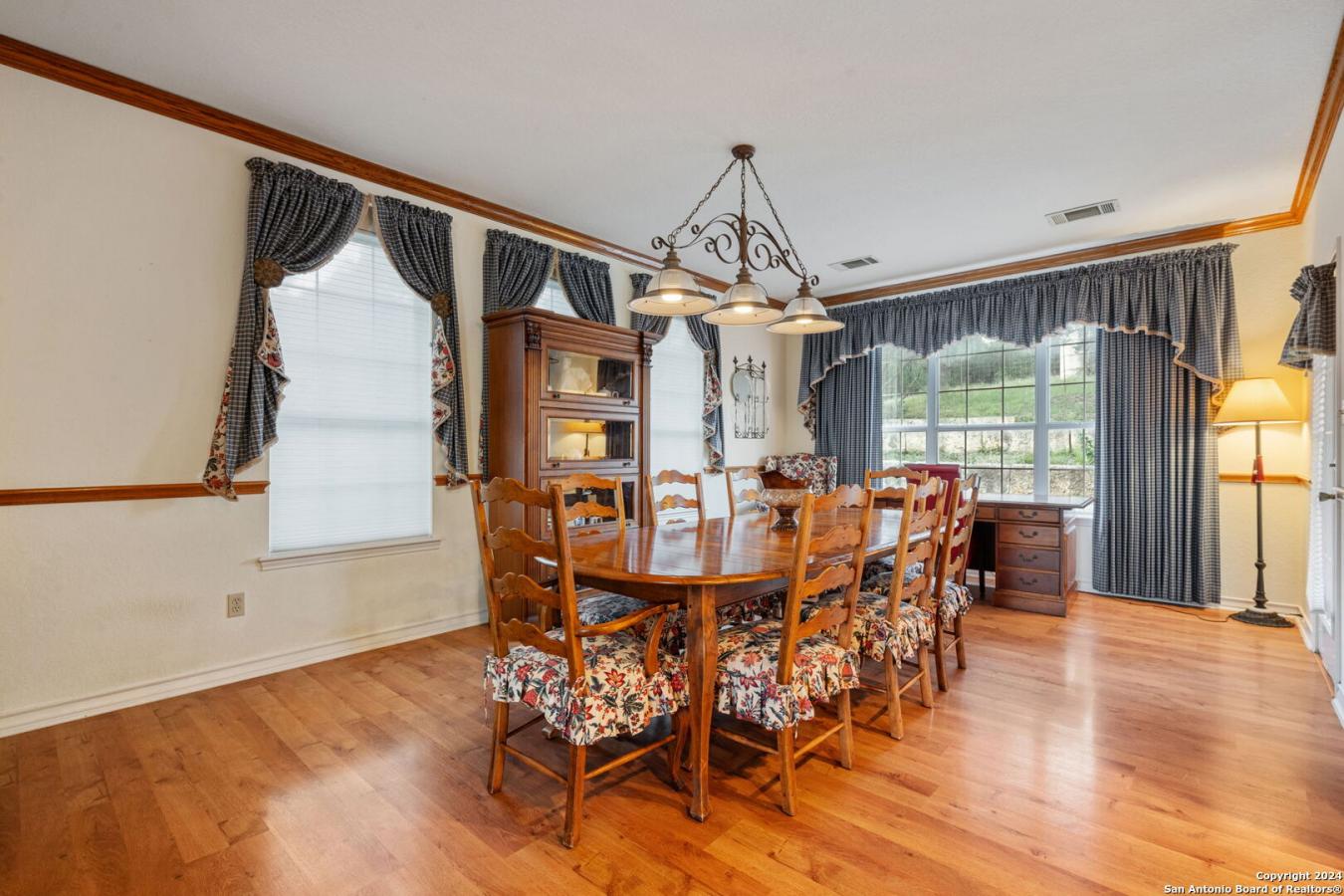 Boerne, Kendall, 78006, United States, 3 Bedrooms Bedrooms, ,2 BathroomsBathrooms,Residential,For Sale,1919315