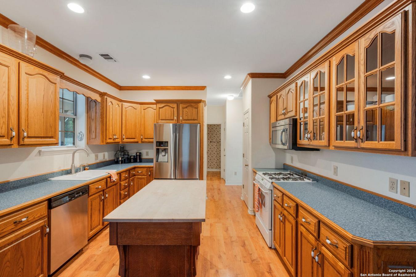 Boerne, Kendall, 78006, United States, 3 Bedrooms Bedrooms, ,2 BathroomsBathrooms,Residential,For Sale,1919315