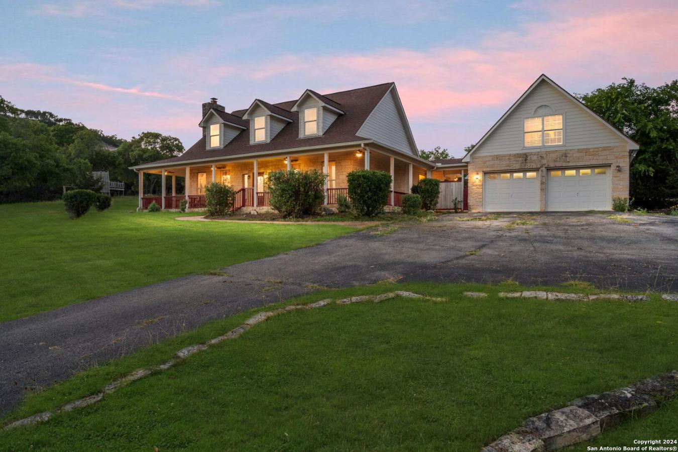 Boerne, Kendall, 78006, United States, 3 Bedrooms Bedrooms, ,2 BathroomsBathrooms,Residential,For Sale,1919315