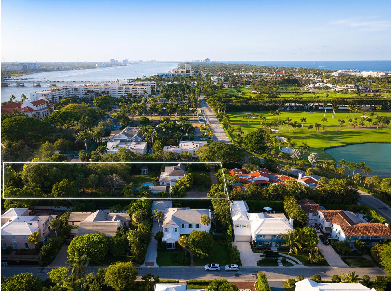 Palm Beach, Florida, 33480, United States, 3 Bedrooms Bedrooms, ,3 BathroomsBathrooms,Residential,For Sale,1919314