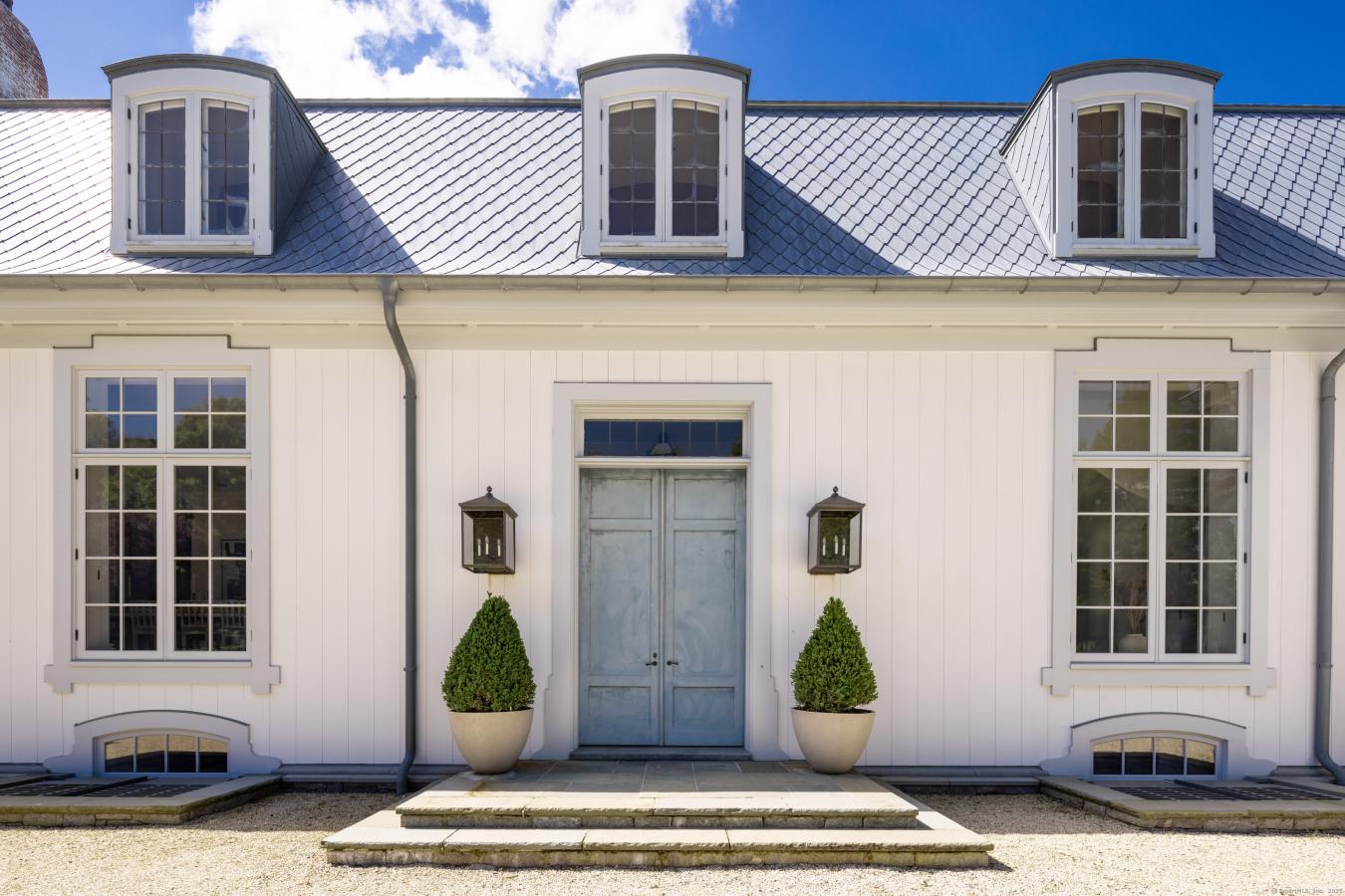Fairfield, Connecticut, 06824, United States, 6 Bedrooms Bedrooms, ,7 BathroomsBathrooms,Residential,For Sale,1919313