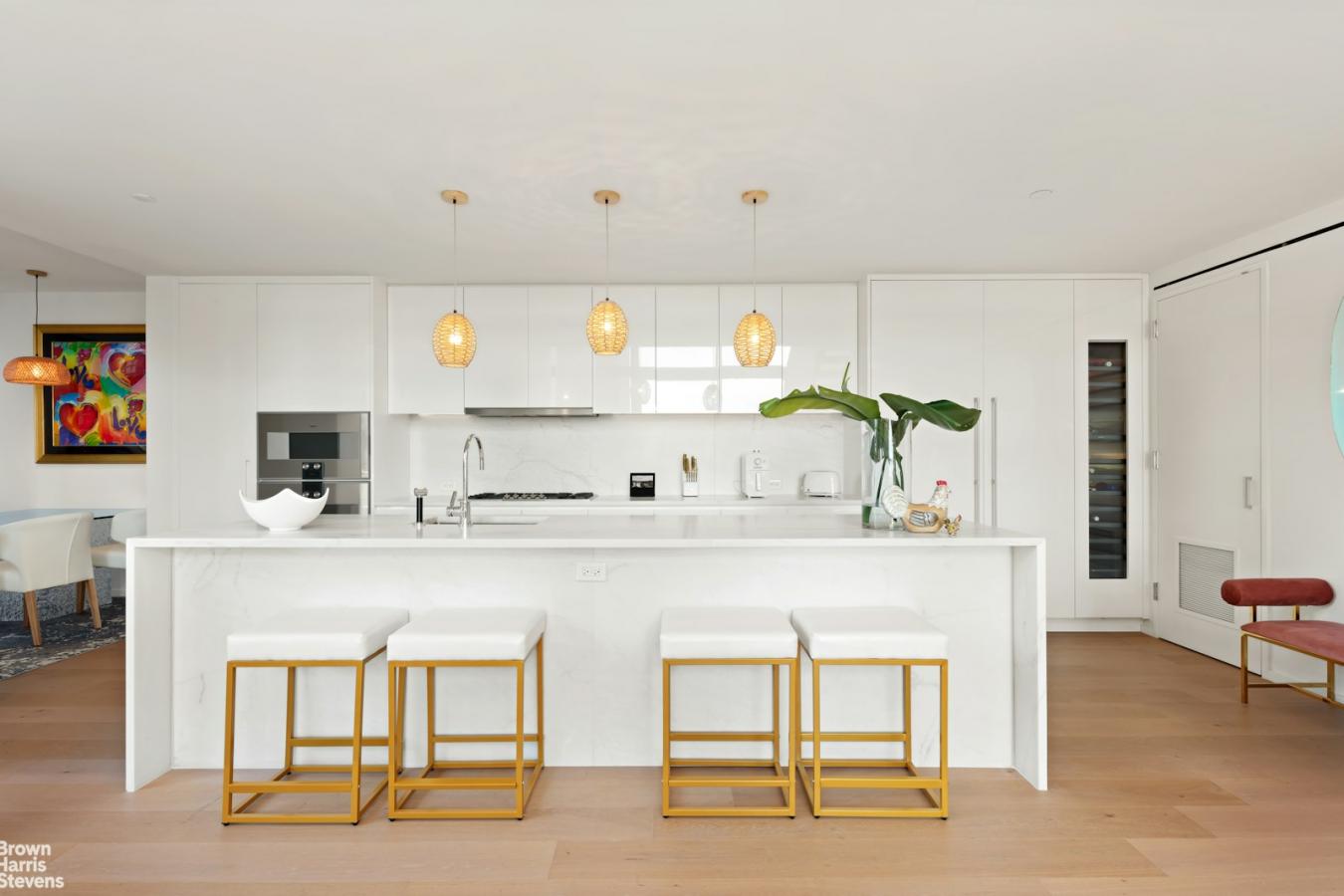 Murray Hill, New York, 10016, United States, 3 Bedrooms Bedrooms, ,3 BathroomsBathrooms,Residential,For Sale,1946298