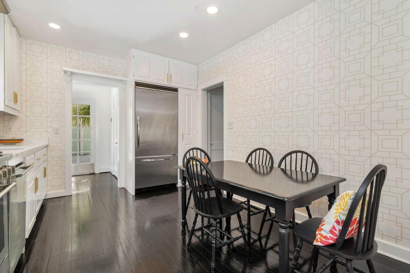 West Palm Beach, Florida, 33405, United States, 6 Bedrooms Bedrooms, ,4 BathroomsBathrooms,Residential,For Sale,1919303