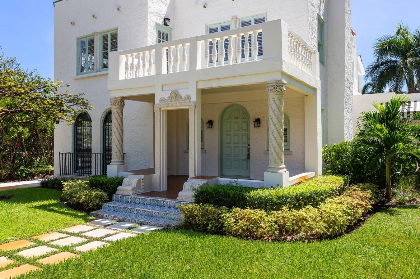 West Palm Beach, Florida, 33405, United States, 6 Bedrooms Bedrooms, ,4 BathroomsBathrooms,Residential,For Sale,1919303