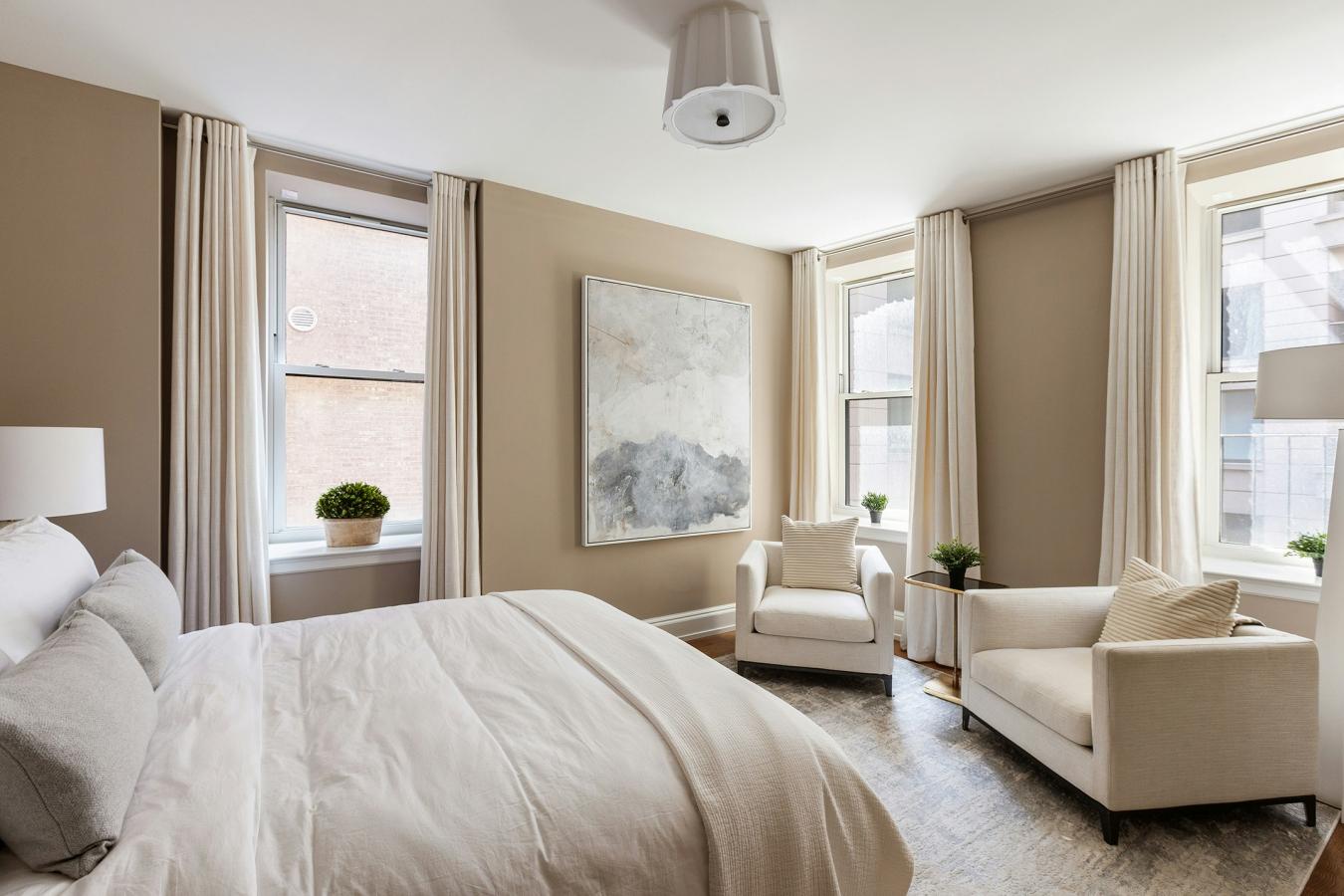 New York, New York, 10023, United States, 4 Bedrooms Bedrooms, ,4 BathroomsBathrooms,Residential,For Sale,1919302