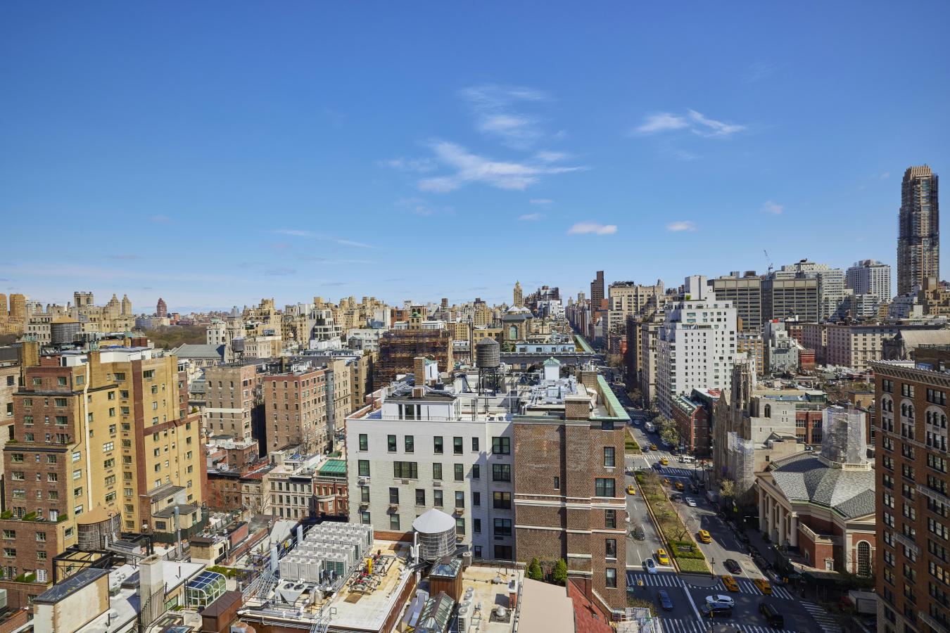 New York, New York, 10065, United States, 3 Bedrooms Bedrooms, ,2 BathroomsBathrooms,Residential,For Sale,1919301