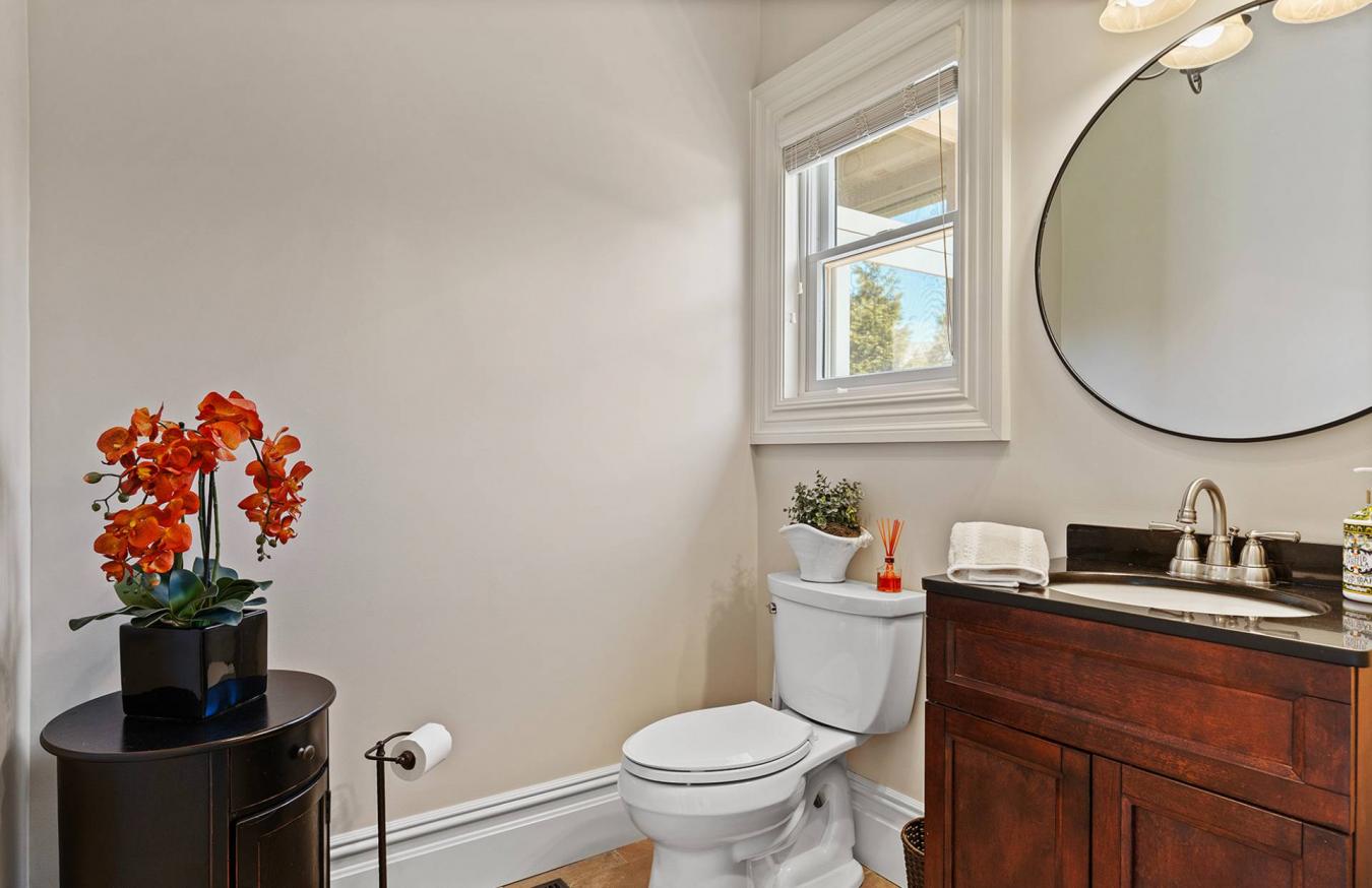 Remsenburg, New York, 11960, United States, 4 Bedrooms Bedrooms, ,3 BathroomsBathrooms,Residential,For Sale,1919300