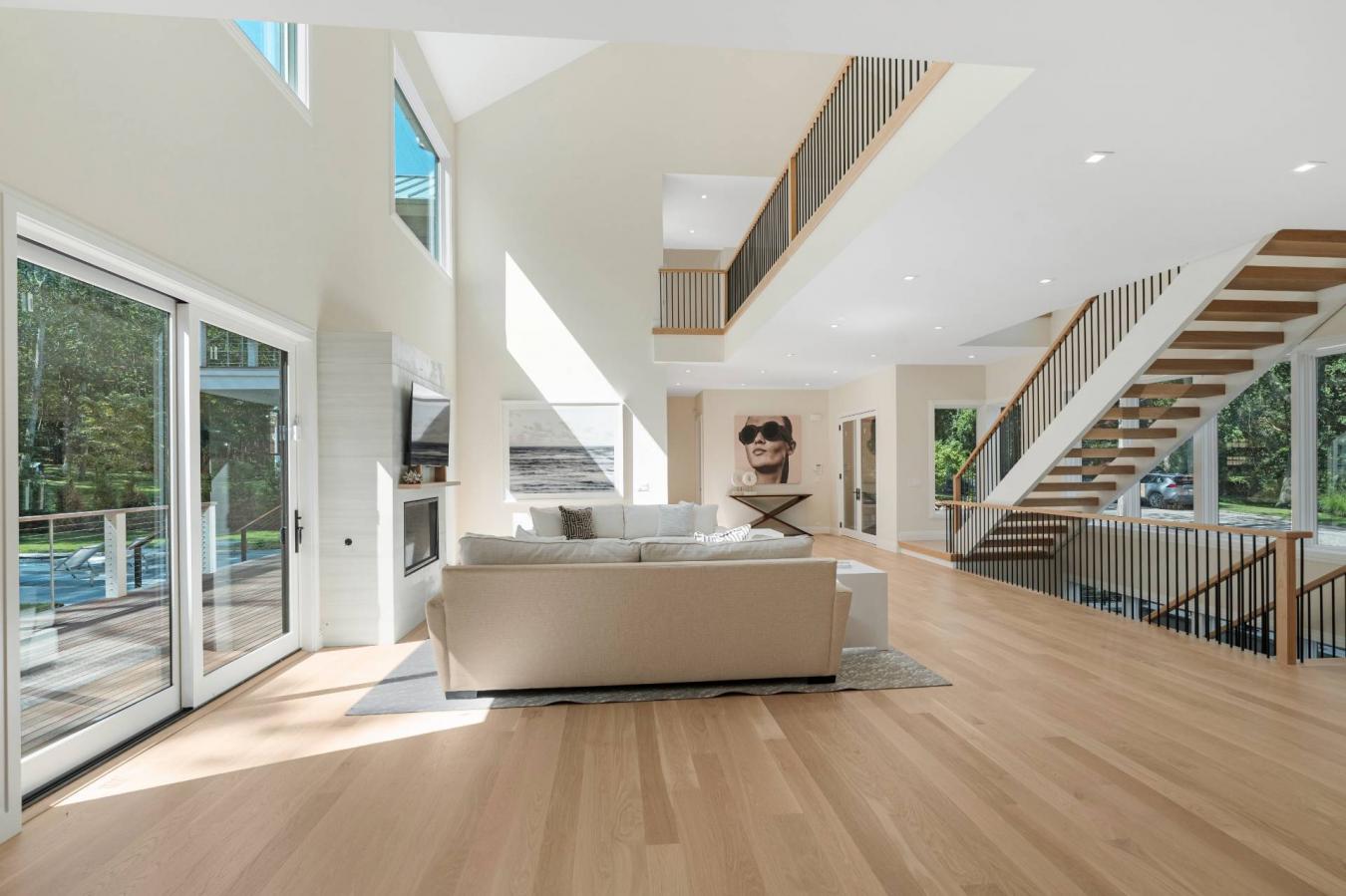 Sag Harbor, New York, 11963, United States, 6 Bedrooms Bedrooms, ,5 BathroomsBathrooms,Residential,For Sale,1919298