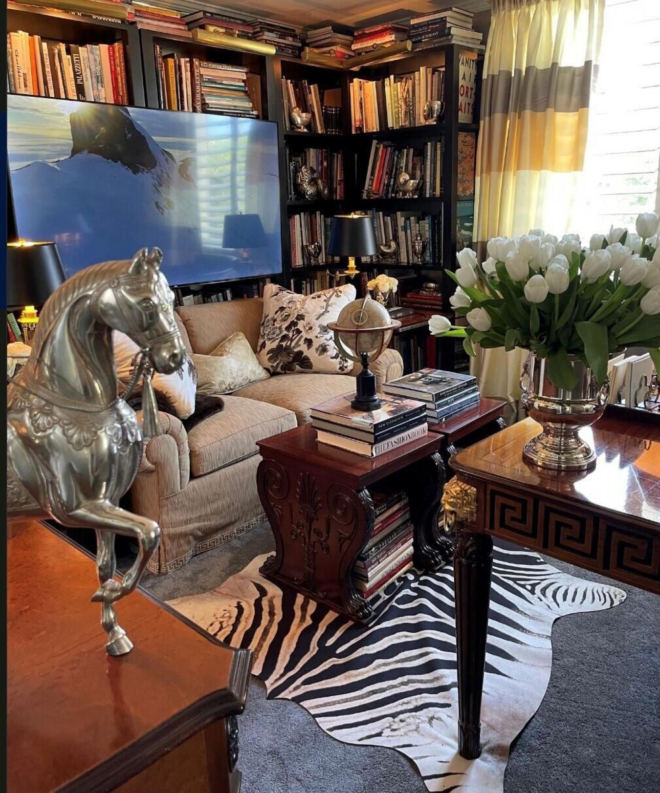 Palm Beach, Florida, 33480, United States, 2 Bedrooms Bedrooms, ,2 BathroomsBathrooms,Residential,For Sale,1919296