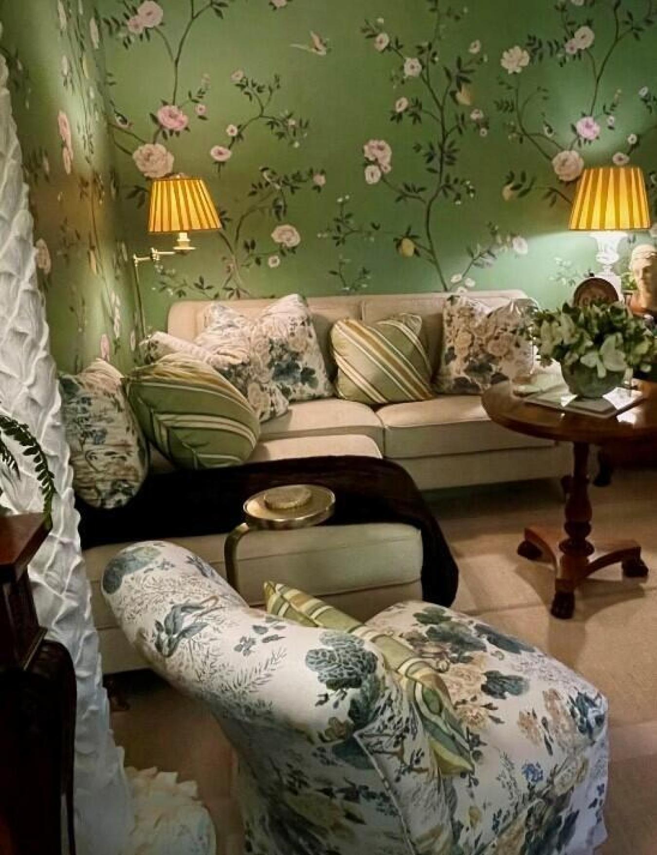 Palm Beach, Florida, 33480, United States, 2 Bedrooms Bedrooms, ,2 BathroomsBathrooms,Residential,For Sale,1919296