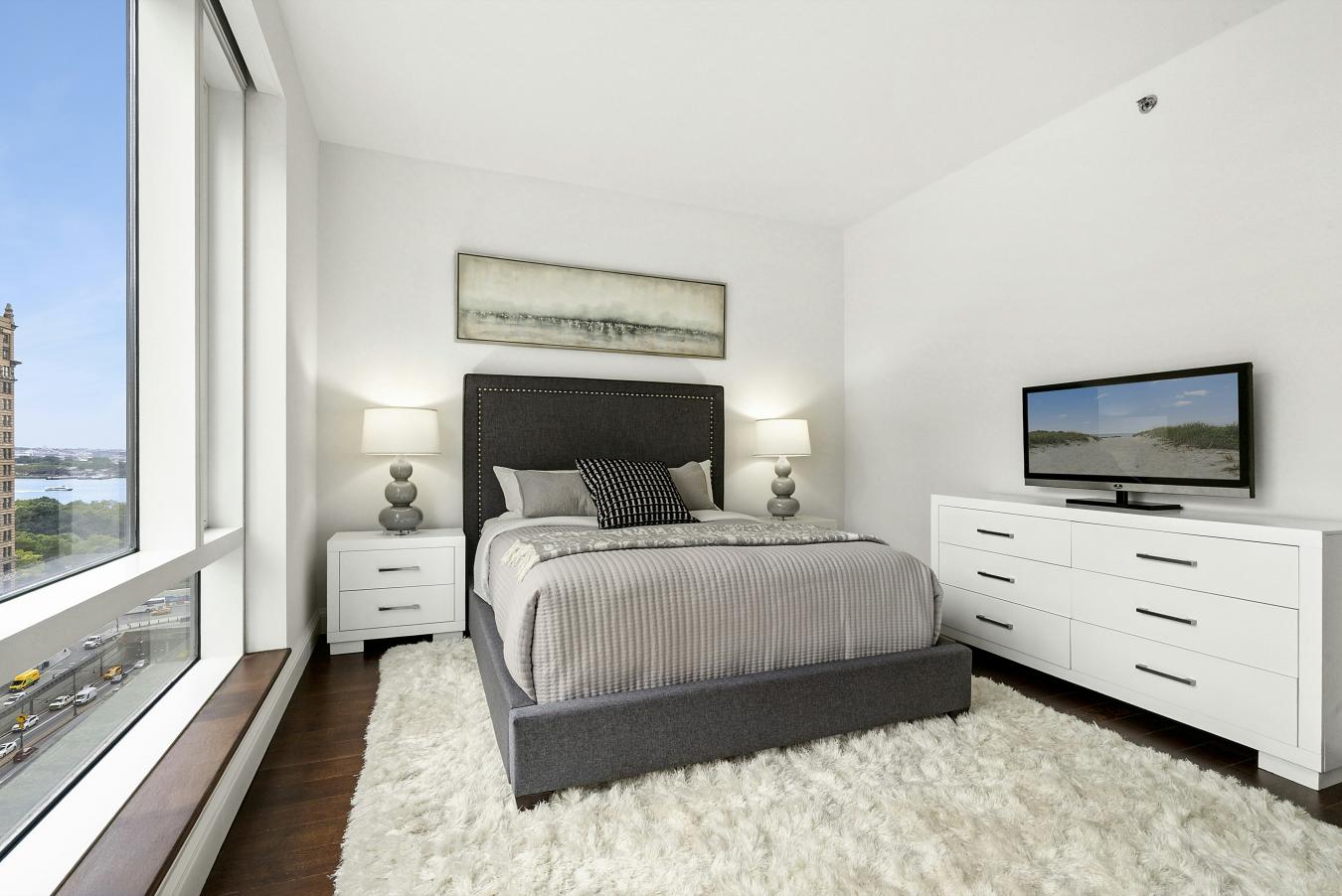 Battery Park City, New York, 10004, United States, 4 Bedrooms Bedrooms, ,3 BathroomsBathrooms,Residential,For Sale,1919295