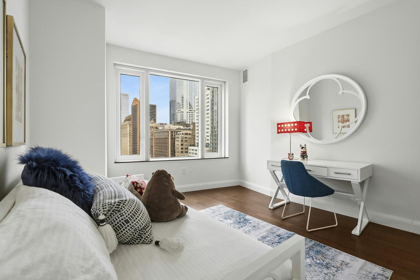 Battery Park City, New York, 10004, United States, 4 Bedrooms Bedrooms, ,3 BathroomsBathrooms,Residential,For Sale,1919295