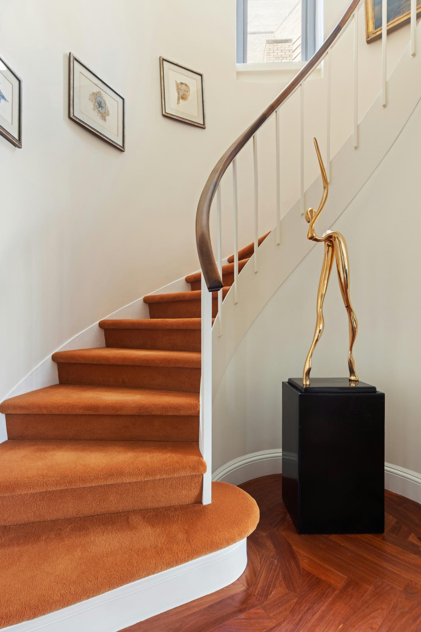 New York, New York, 10065, United States, 2 Bedrooms Bedrooms, ,2 BathroomsBathrooms,Residential,For Sale,1919294