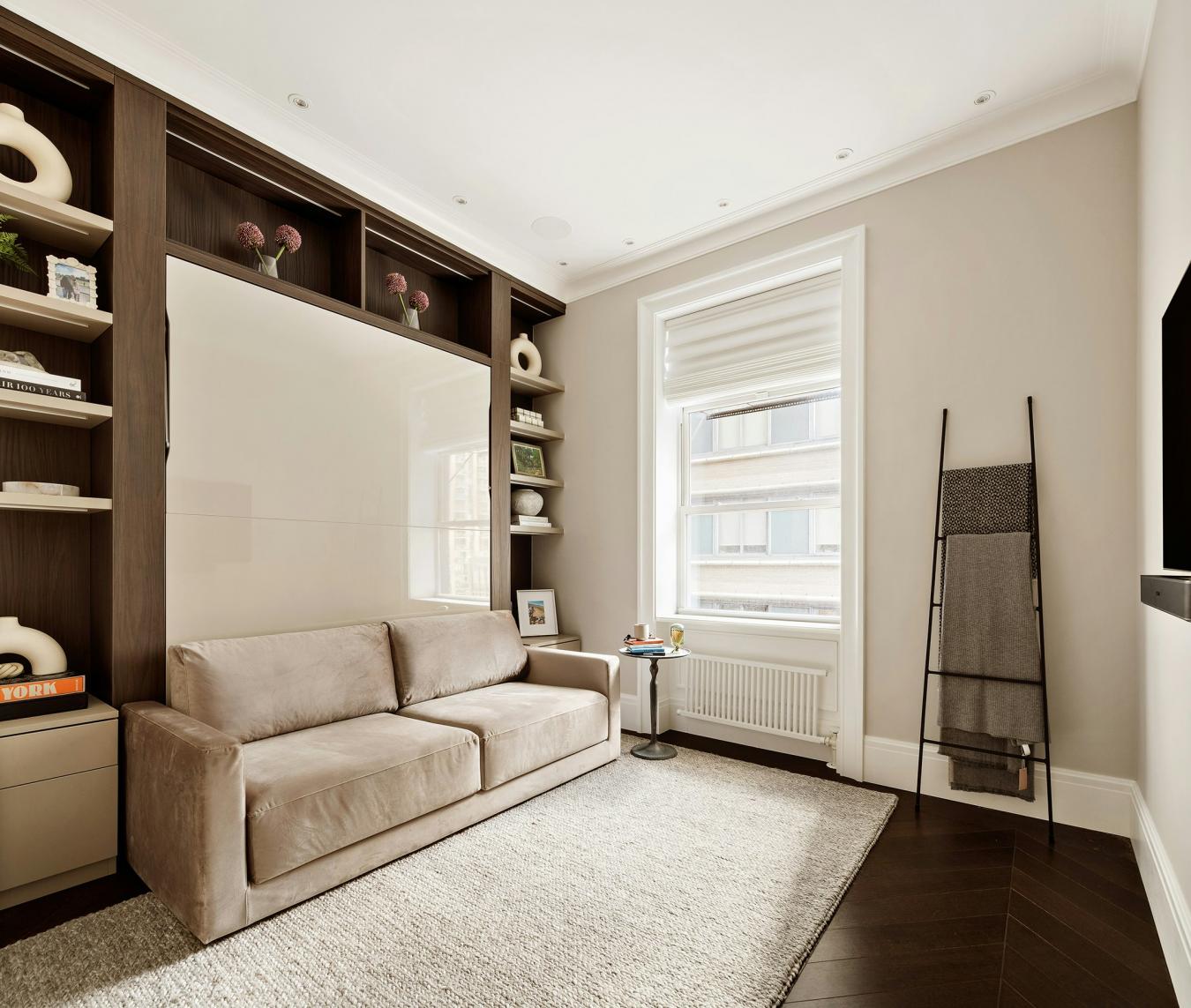 New York, New York, 10023, United States, 3 Bedrooms Bedrooms, ,3 BathroomsBathrooms,Residential,For Sale,1919290