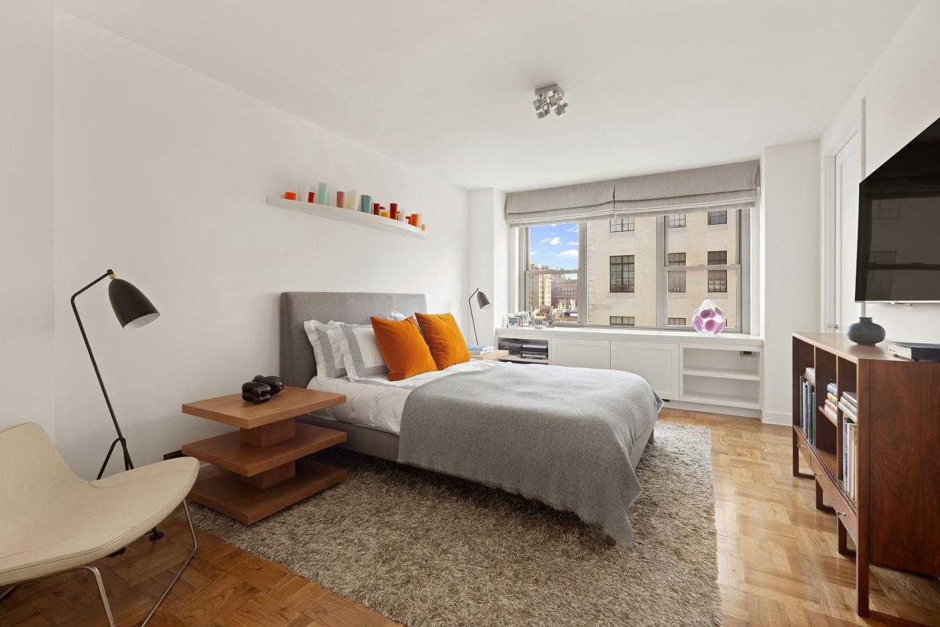 New York, New York, 10065, United States, 2 Bedrooms Bedrooms, ,2 BathroomsBathrooms,Residential,For Sale,1919288
