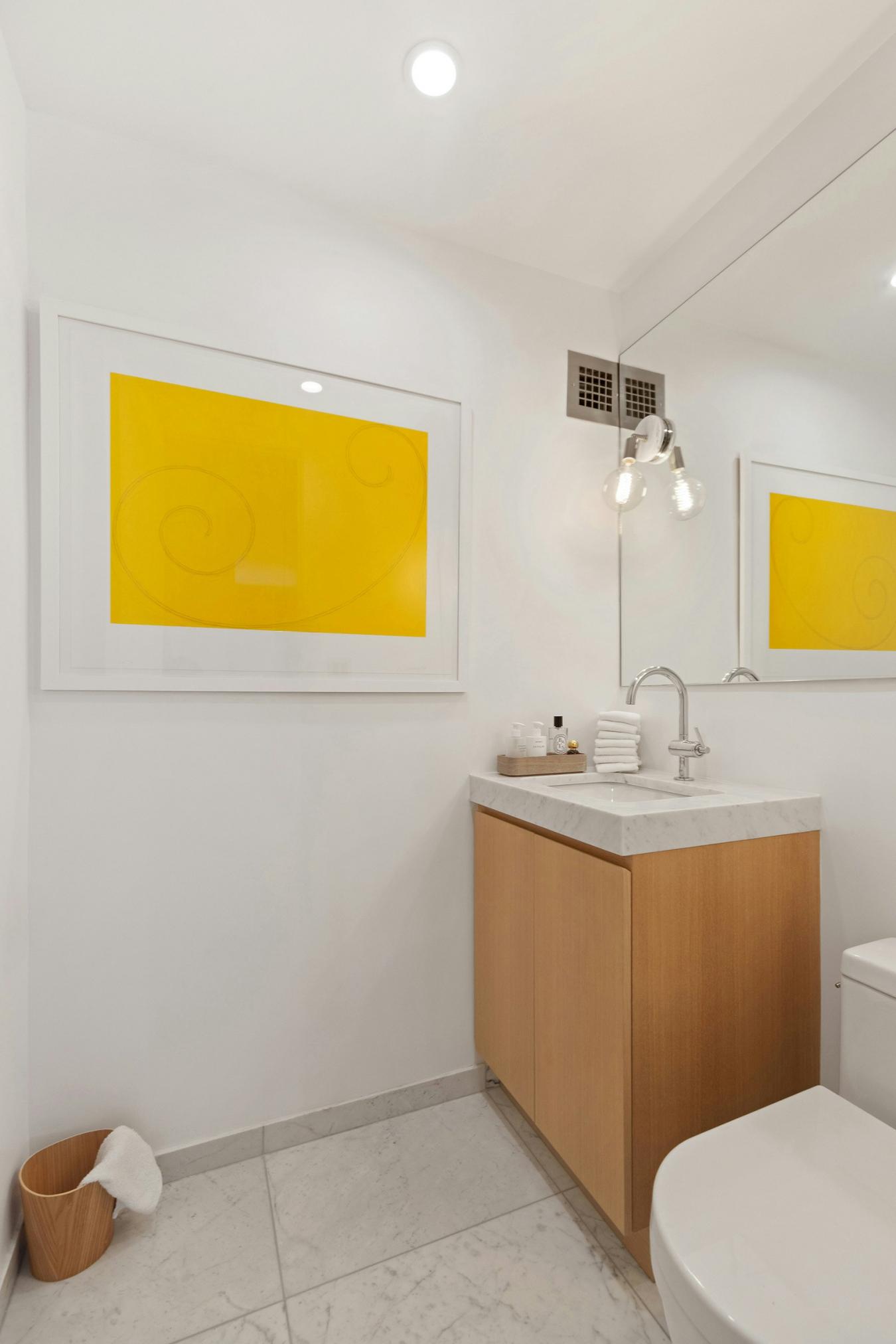 New York, New York, 10065, United States, 2 Bedrooms Bedrooms, ,2 BathroomsBathrooms,Residential,For Sale,1919288