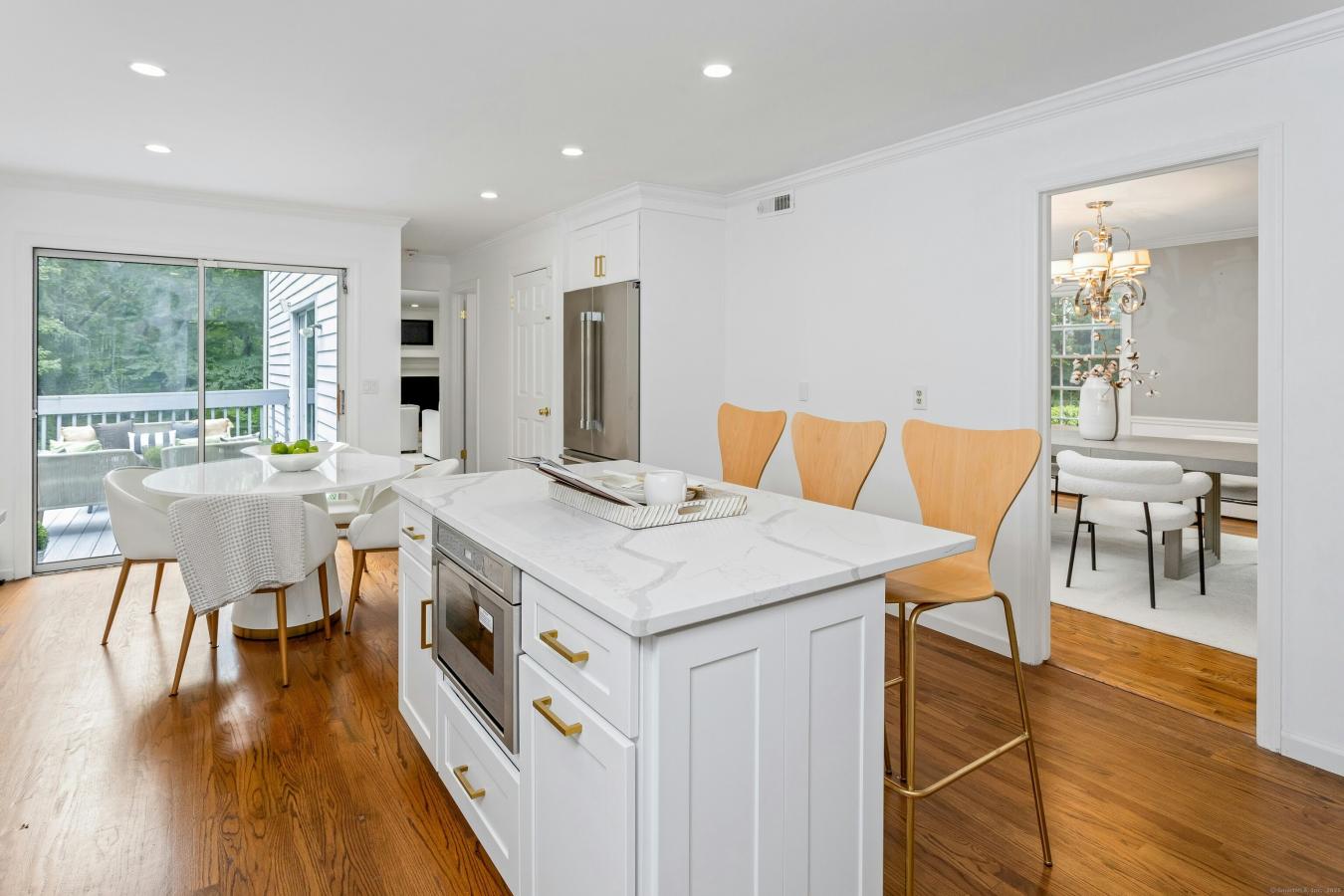 New Canaan, Connecticut, 06840, United States, 5 Bedrooms Bedrooms, ,3 BathroomsBathrooms,Residential,For Sale,1919282