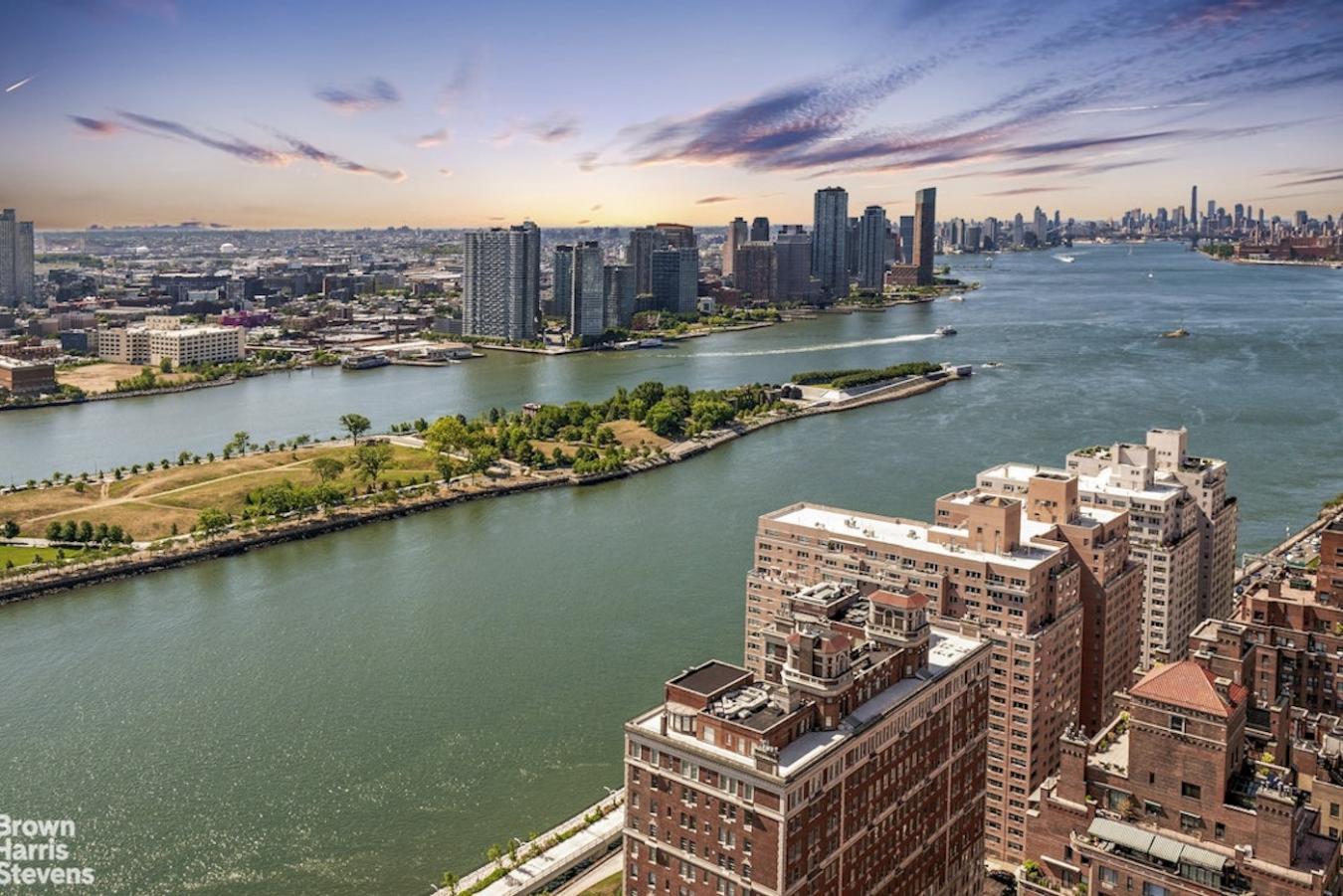 New York, New York, 10022, United States, 2 Bedrooms Bedrooms, ,2 BathroomsBathrooms,Residential,For Sale,1919268