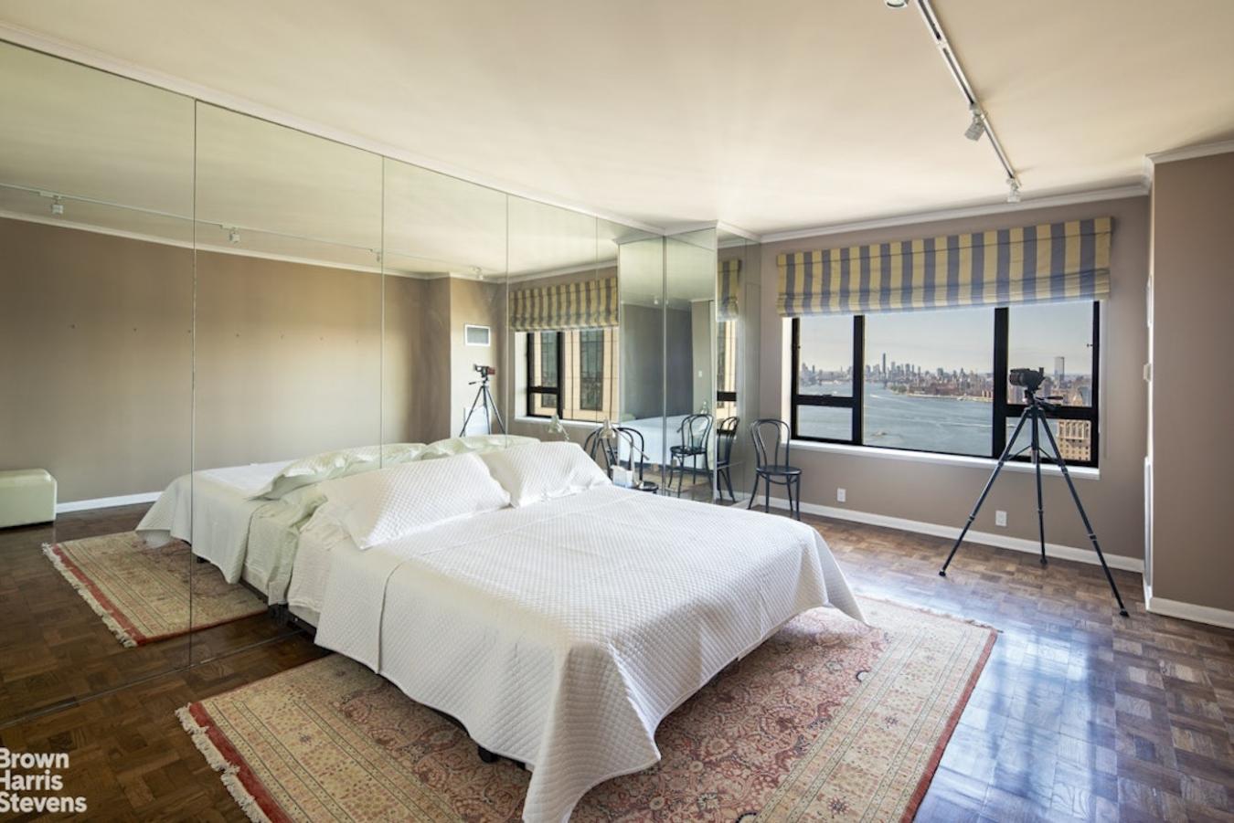 New York, New York, 10022, United States, 2 Bedrooms Bedrooms, ,2 BathroomsBathrooms,Residential,For Sale,1919268