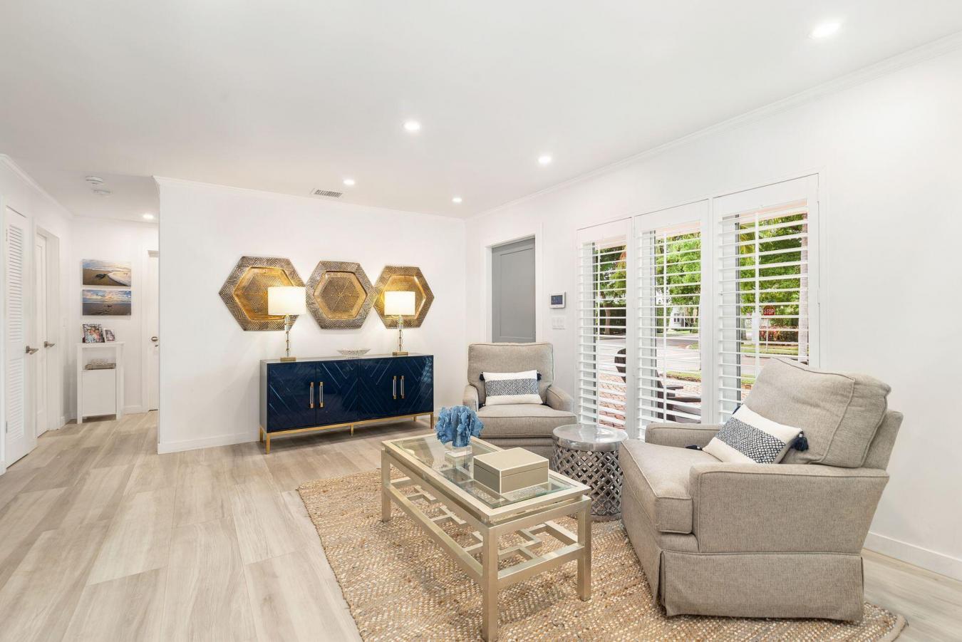 West Palm Beach, Florida, 33405, United States, 3 Bedrooms Bedrooms, ,2 BathroomsBathrooms,Residential,For Sale,1919264