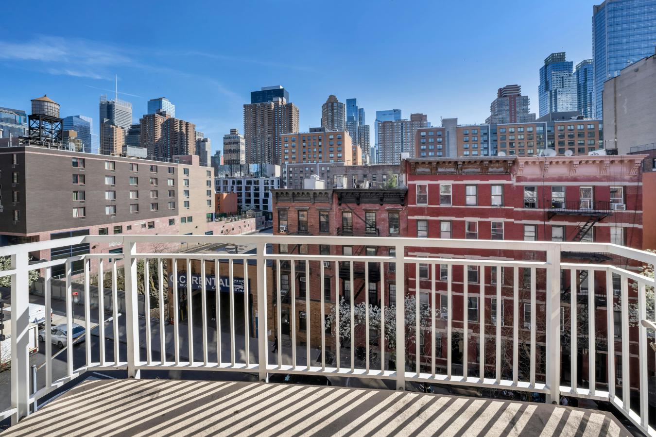 New York, New York, 10036, United States, 2 Bedrooms Bedrooms, ,2 BathroomsBathrooms,Residential,For Sale,1919260