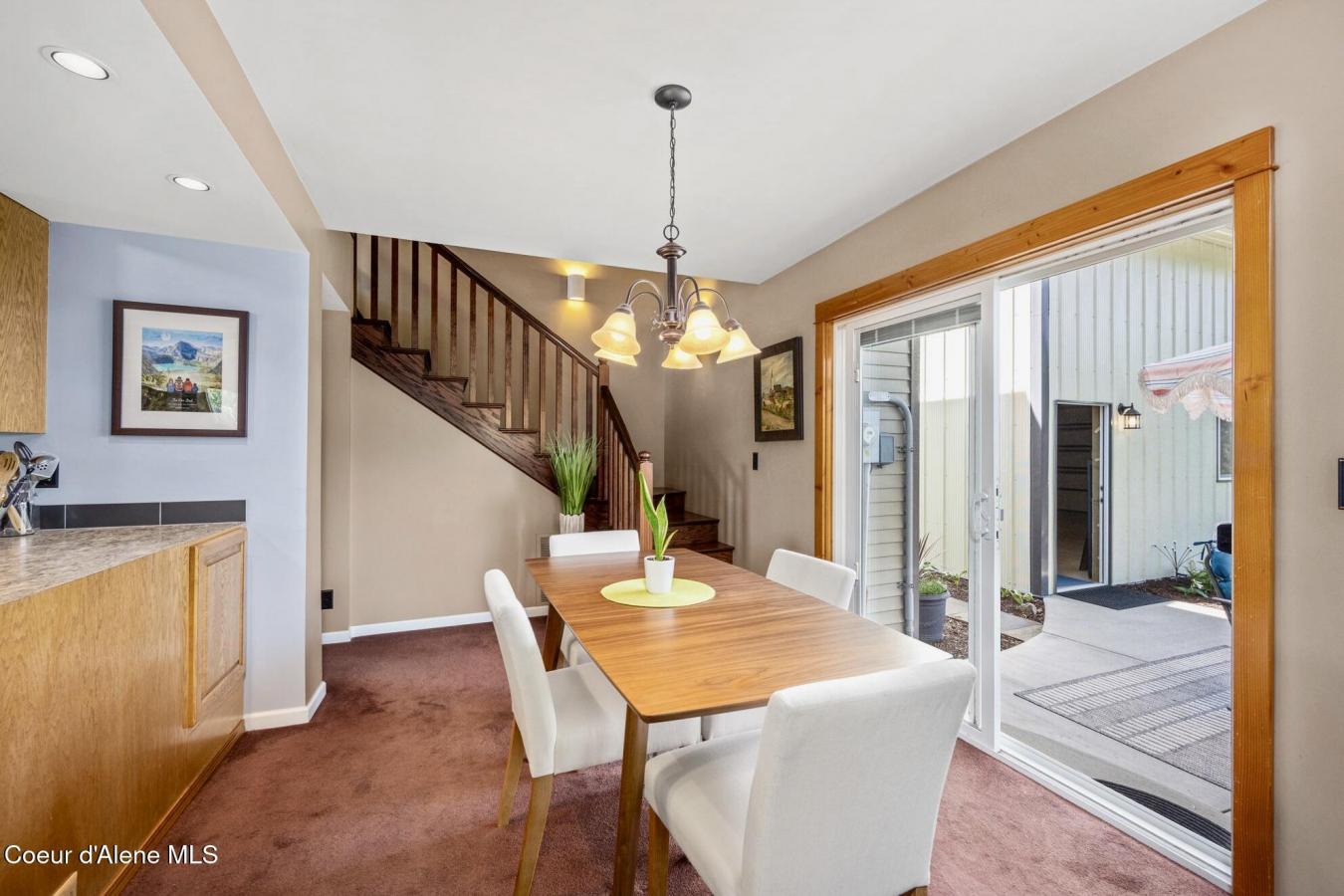 Coeur d'Alene, Kootenai, 83814, United States, 3 Bedrooms Bedrooms, ,2 BathroomsBathrooms,Residential,For Sale,1920180