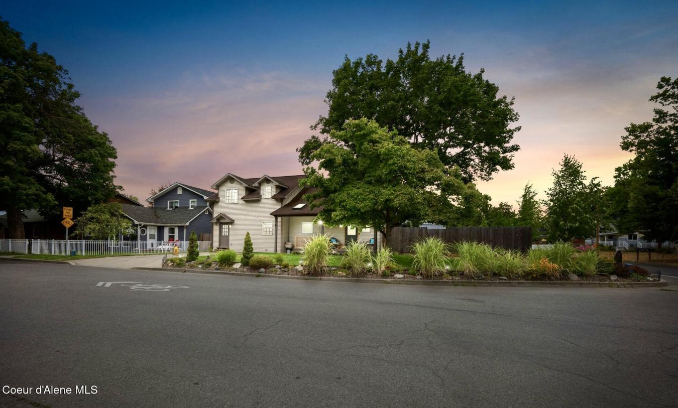 Coeur d'Alene, Kootenai, 83814, United States, 3 Bedrooms Bedrooms, ,2 BathroomsBathrooms,Residential,For Sale,1920180
