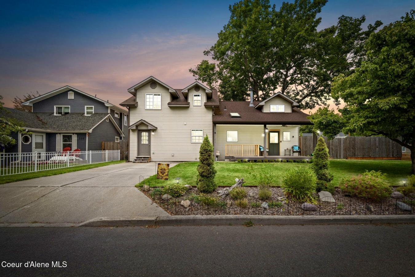 Coeur d'Alene, Kootenai, 83814, United States, 3 Bedrooms Bedrooms, ,2 BathroomsBathrooms,Residential,For Sale,1920180