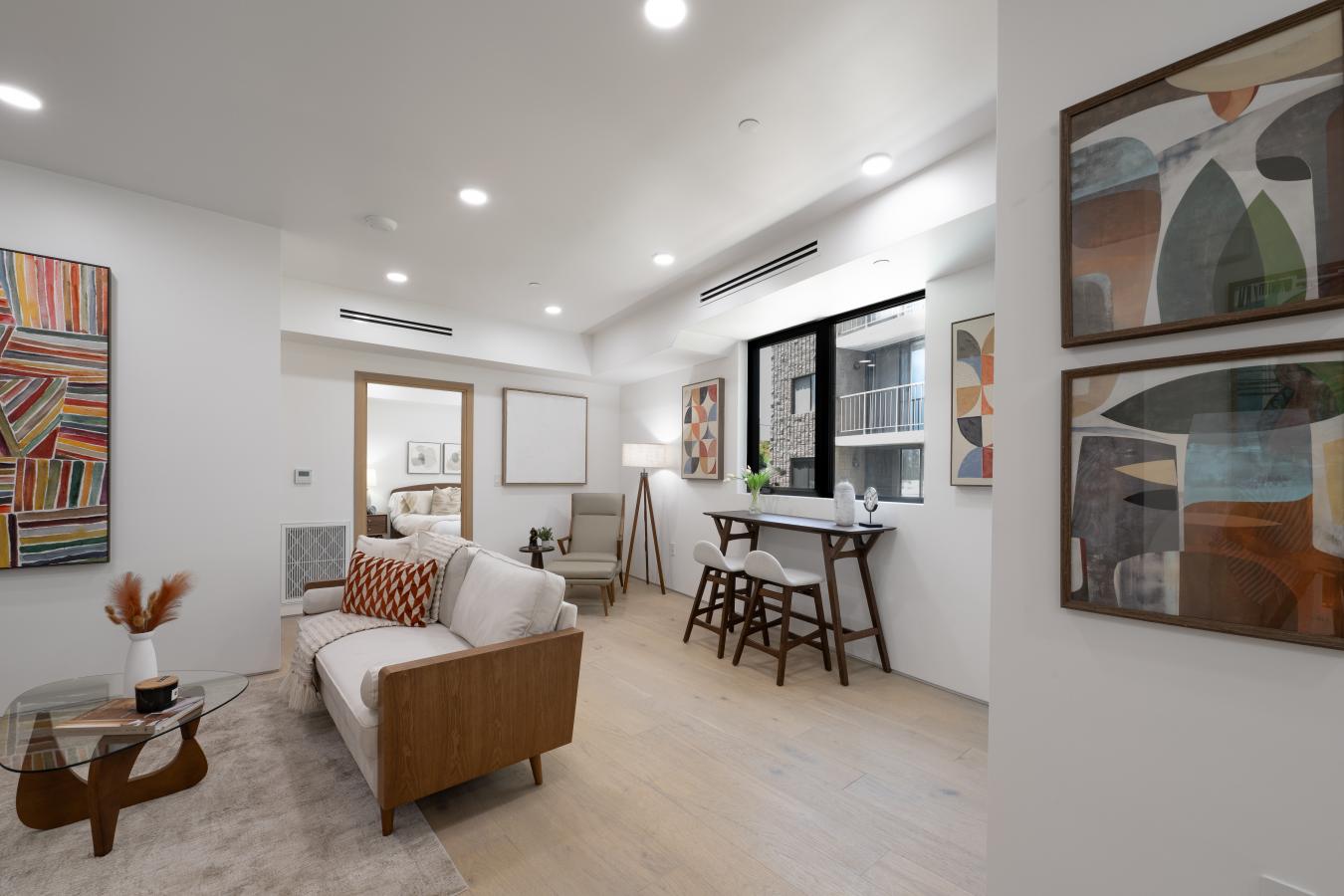Los Angeles, California, 90024, United States, 1 Bedroom Bedrooms, ,1 BathroomBathrooms,Residential,For Sale,1919248