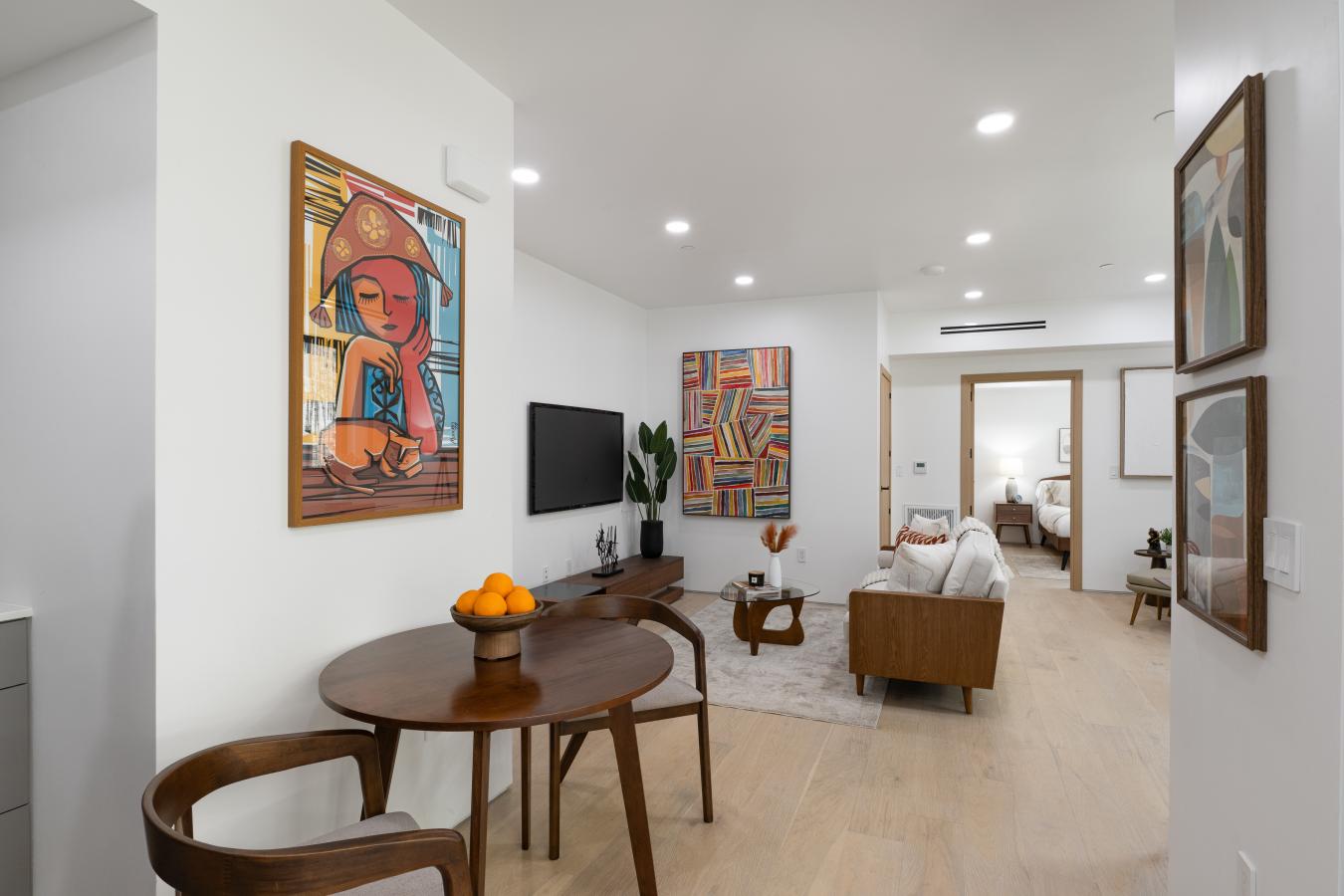 Los Angeles, California, 90024, United States, 1 Bedroom Bedrooms, ,1 BathroomBathrooms,Residential,For Sale,1919248