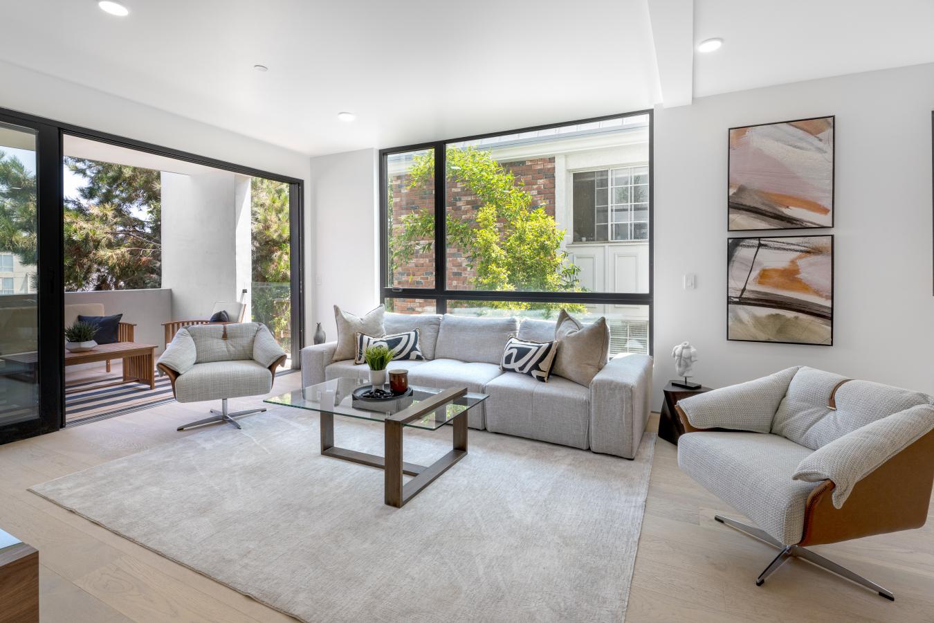Los Angeles, California, 90024, United States, 2 Bedrooms Bedrooms, ,2 BathroomsBathrooms,Residential,For Sale,1919247