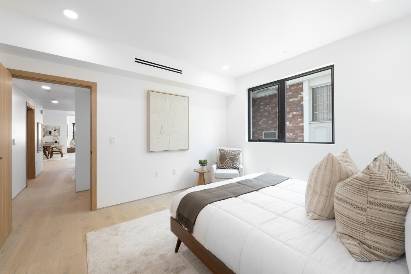 Los Angeles, California, 90024, United States, 2 Bedrooms Bedrooms, ,2 BathroomsBathrooms,Residential,For Sale,1919247