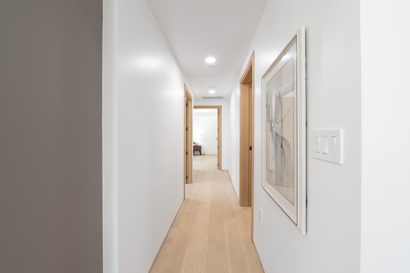 Los Angeles, California, 90024, United States, 2 Bedrooms Bedrooms, ,2 BathroomsBathrooms,Residential,For Sale,1919247