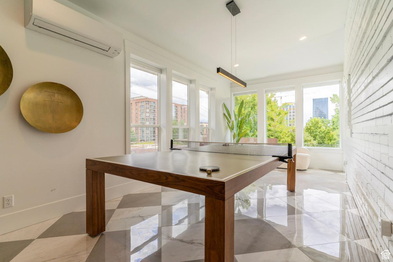 Salt Lake City, Utah, 84103, United States, 6 Bedrooms Bedrooms, ,5 BathroomsBathrooms,Residential,For Sale,1919245