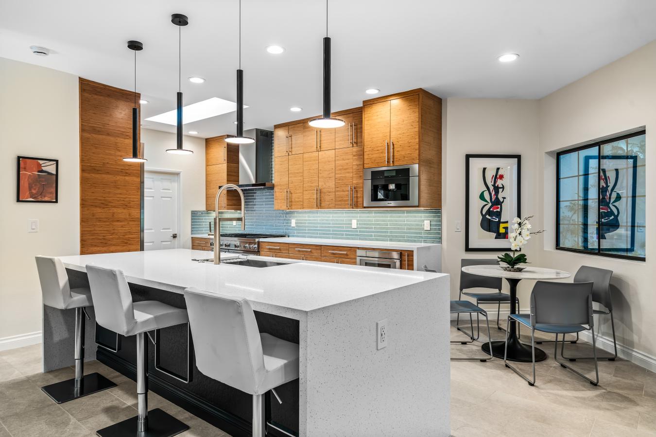 Palm Springs, California, 92262, United States, 2 Bedrooms Bedrooms, ,1 BathroomBathrooms,Residential,For Sale,1919244