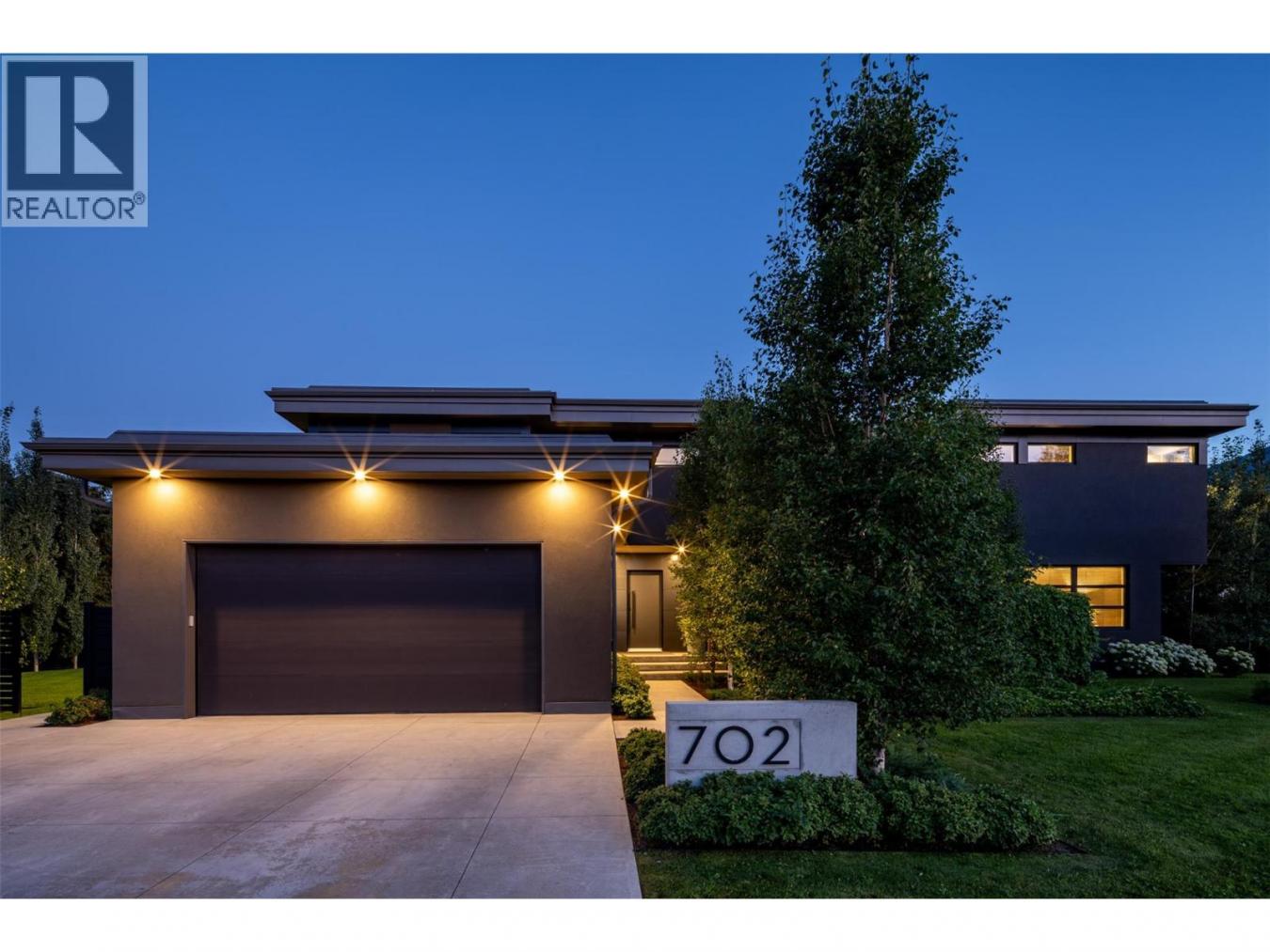 Golden, BC, V0A1H0, Canada, 5 Bedrooms Bedrooms, ,3 BathroomsBathrooms,Residential,For Sale,1920175