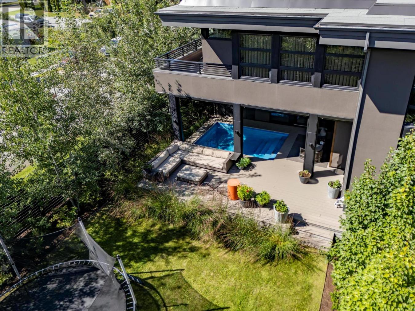 Golden, BC, V0A1H0, Canada, 5 Bedrooms Bedrooms, ,3 BathroomsBathrooms,Residential,For Sale,1920175